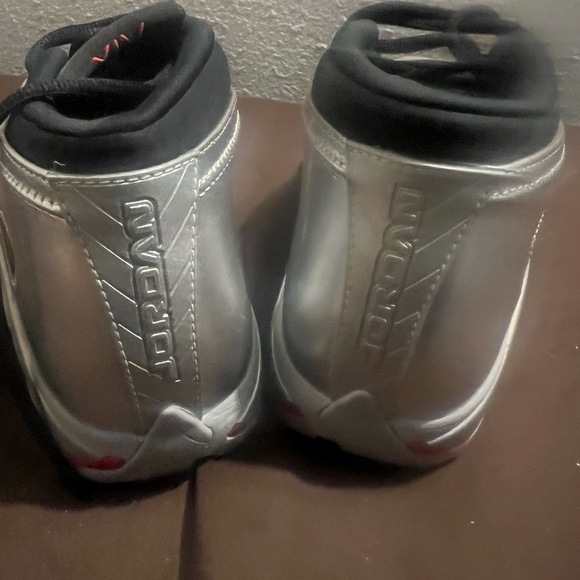 Jordan Fits Men size 8 Air Jordan Retro 14 Silver Authentic Nike new - Picture 6 of 9